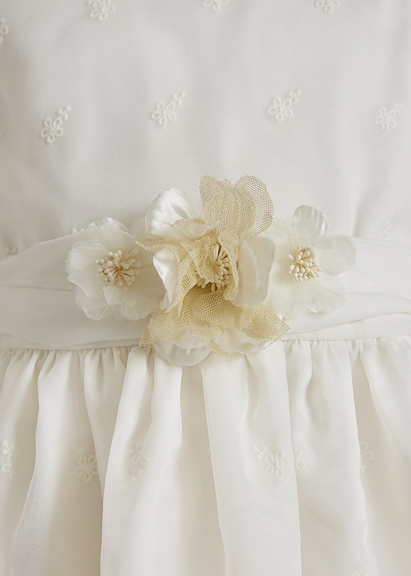 Abel & Lula 5022-96 Sukienka elegancka haftowana dziewczynka kolor biały -  - #tag1# - #tag2# - #tag3# - #tag4#