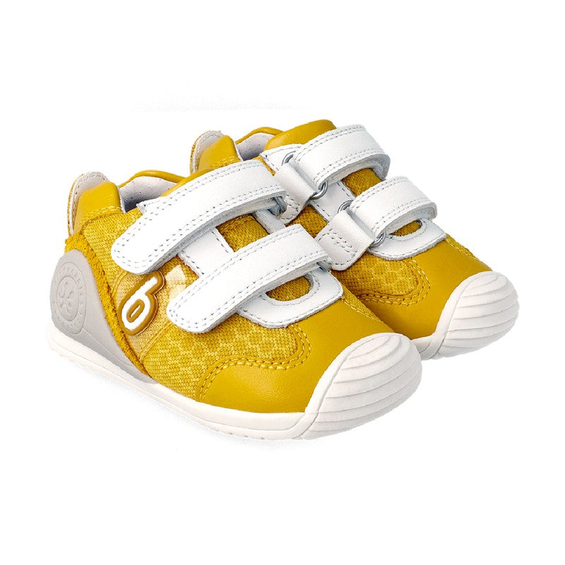 Boys' sneakers Biomecanics 212155-B banana color